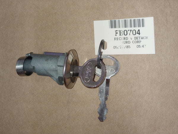 1967-1971 Mustang Trunk Cylinder, with Keys, Ford NOS